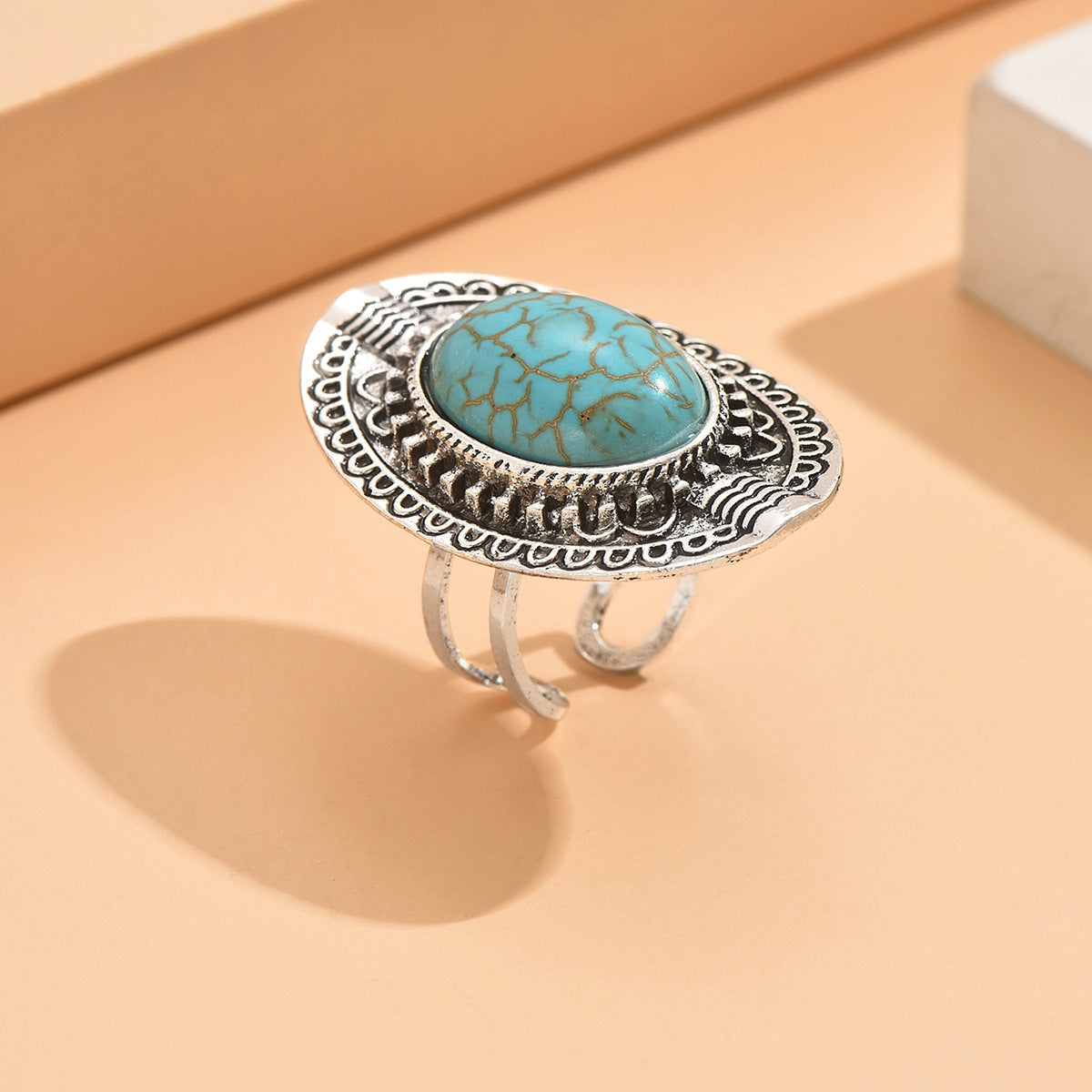 Side angle of turquoise ting