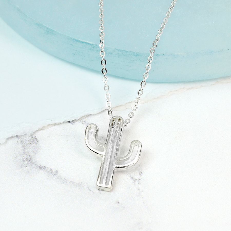 Fine chain necklace with cute cactus shape in a subtle satin finish.