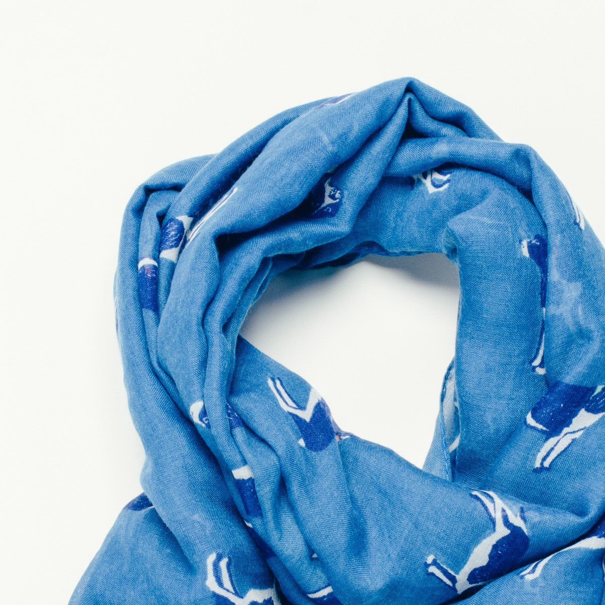 Pretty blue printed scarf with dog design