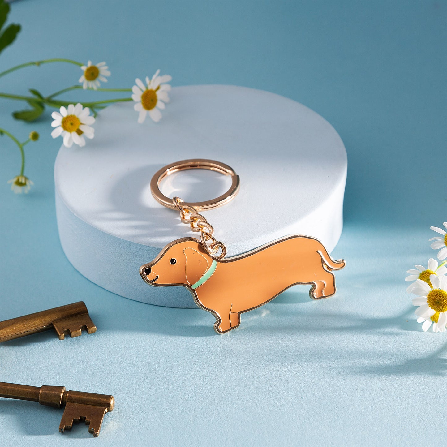 Lovely brown sausage dog keyring