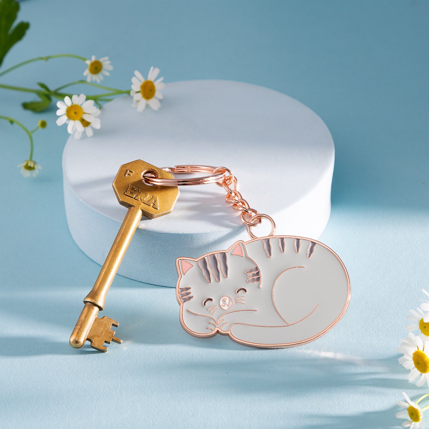 Cute cat keyring in grey epoxy enamel